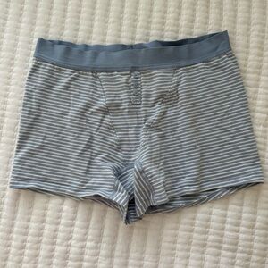 Aerie women’s shorts